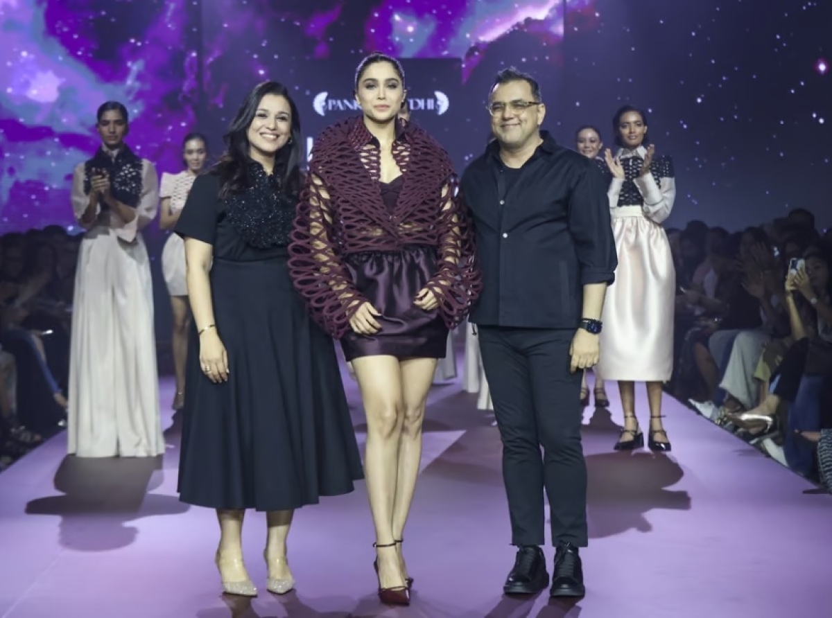 Designer duo Pankaj and Nidhi launches ‘The Loop’ at LFW X FDCI 2024